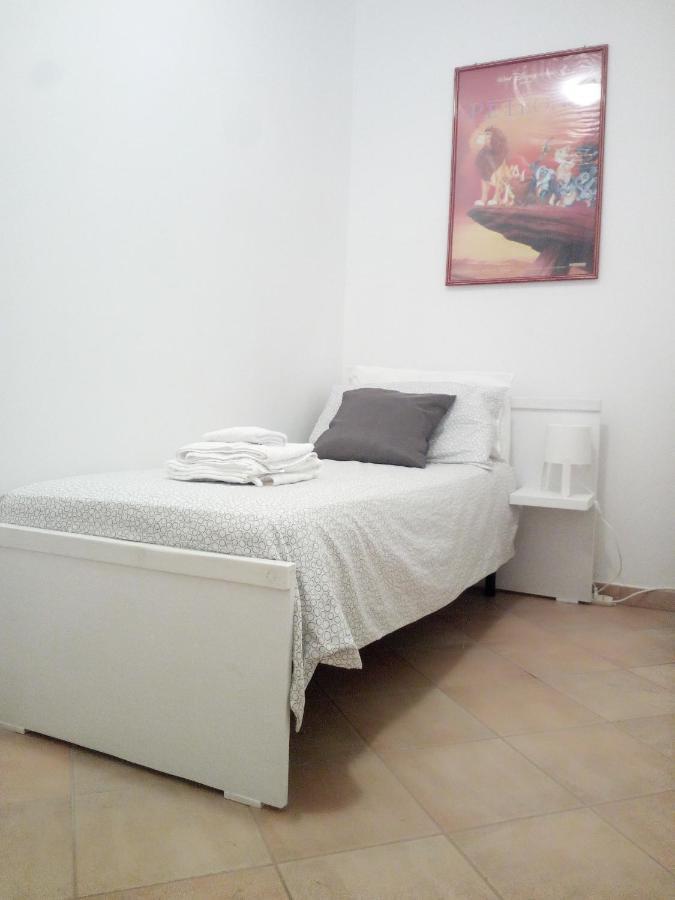 The Holiday House Hotel Santeramo in Colle Bagian luar foto