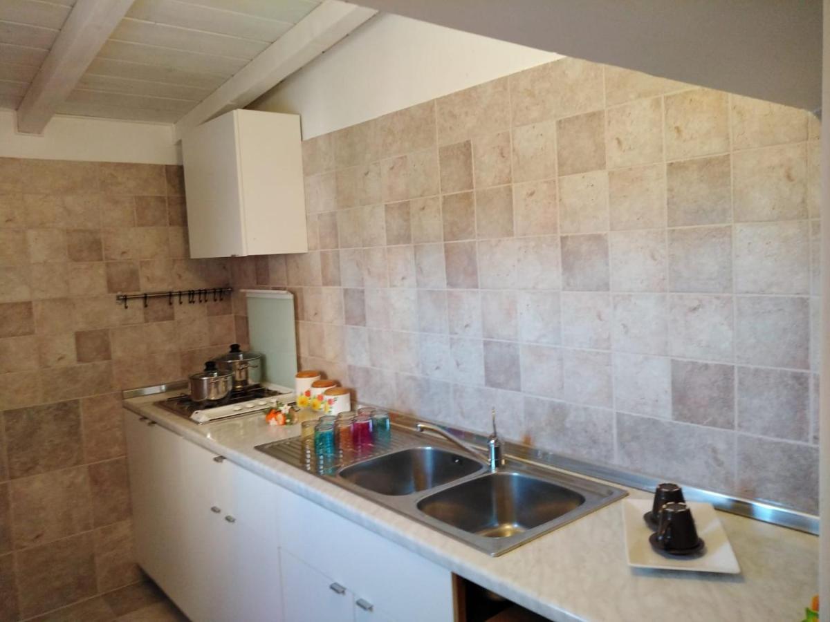 The Holiday House Hotel Santeramo in Colle Bagian luar foto