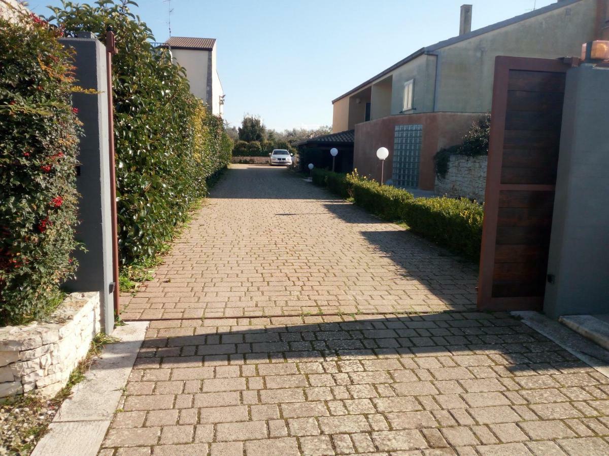 The Holiday House Hotel Santeramo in Colle Bagian luar foto